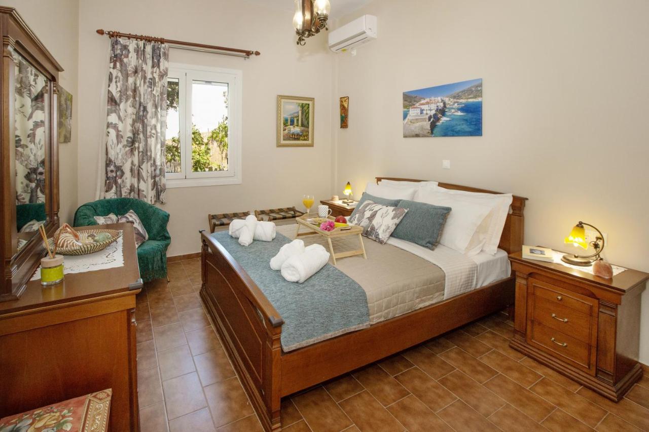 Ruby'S Summer House With Spacious Garden And Free Parking Gavrio Exteriér fotografie