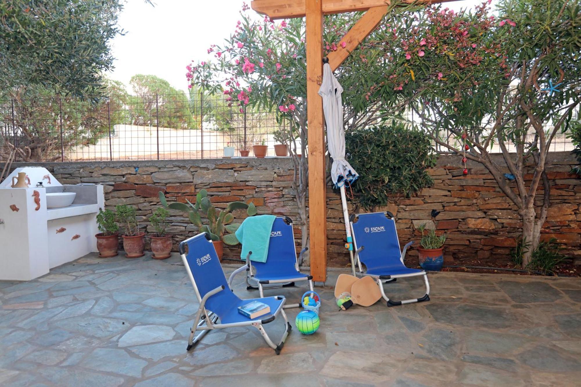 Ruby'S Summer House With Spacious Garden And Free Parking Gavrio Exteriér fotografie